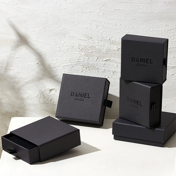 black-jewelry-boxes