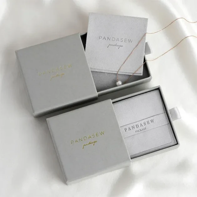 small-cardboard-jewellery -boxes